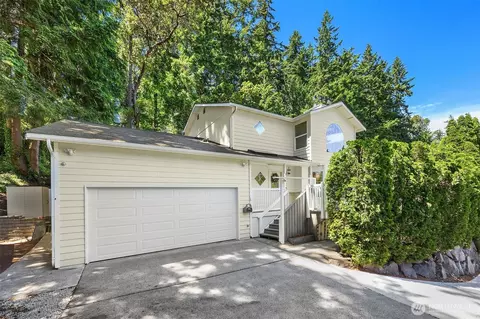 23424 100th Ave W, Edmonds, WA 98020