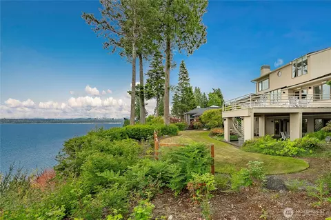 9157 Great Blue Heron Ln, Blaine, WA 98230