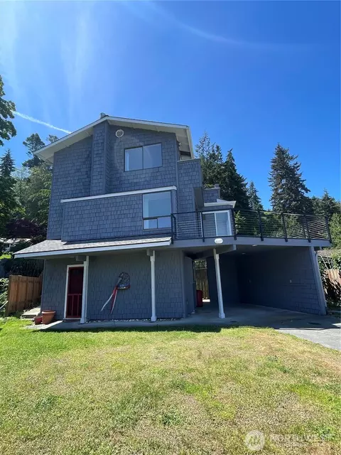 3716 Fishermans Alibi Ln, Greenbank, WA 98253