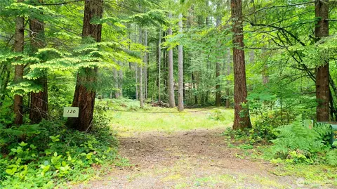 120 N Kokanee Cove Way, Hoodsport, WA 98548