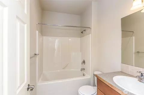 Bath - 61 Snapdragon Ln, Sequim, WA 98382 photo 3 of 3