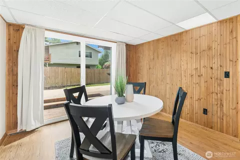 Dining - 2631 170th St SE, Bothell, WA 98012 photo 3 of 3