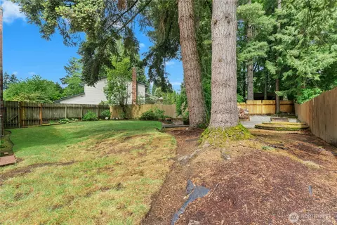 Exterior - 2631 170th St SE, Bothell, WA 98012 photo 7 of 9