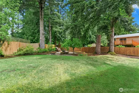 Exterior - 2631 170th St SE, Bothell, WA 98012 photo 8 of 9