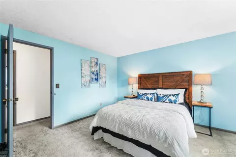 Bedroom - 2631 170th St SE, Bothell, WA 98012 photo 1 of 2
