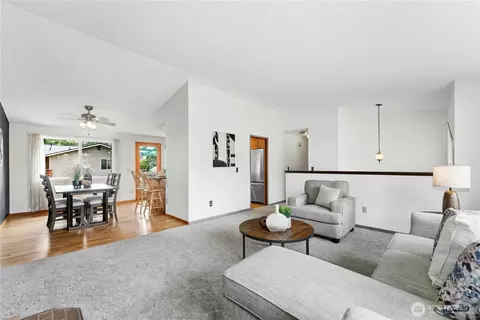 Living - 2631 170th St SE, Bothell, WA 98012 photo 3 of 5