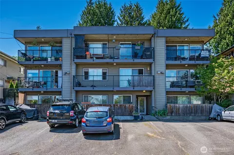 4219 Whitman Ave N #4, Seattle, WA 98103