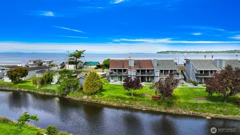 7530 Birch Bay Dr #210, Blaine, WA 98230