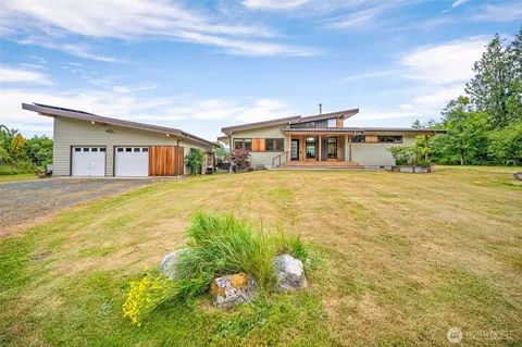 4860 Mission Rd, Bellingham, WA 98226