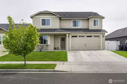 1361 E Nen Dr, Moses Lake, WA 98837
