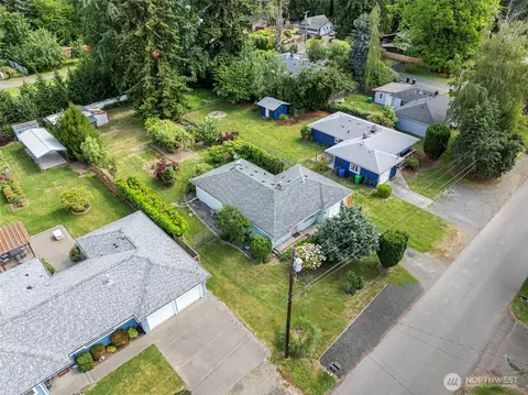 2702 Karen Frazier Rd SE, Olympia, WA 98501
