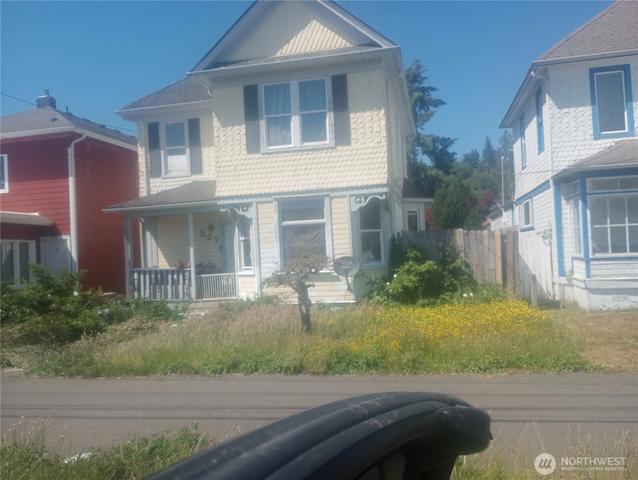 527 Emerson, Hoquiam, WA 98550
