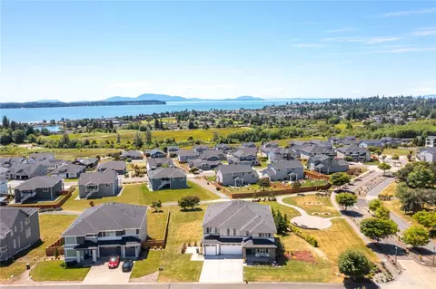 8465 Camas Dr, Blaine, WA 98230