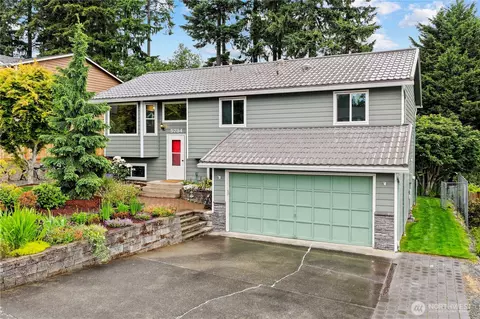 5734 S 300th Pl, Auburn, WA 98001