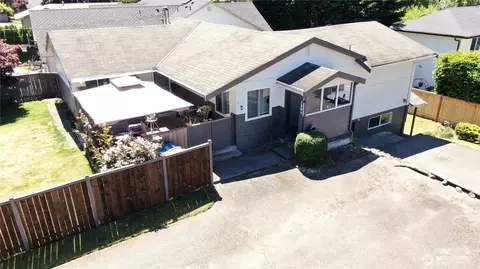 1254 8th Ave S, Edmonds, WA 98020
