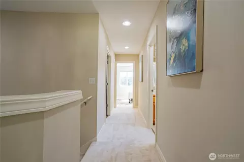 Entry Way - 24112 40th Ave SE, Bothell, WA 98021 photo 4 of 4