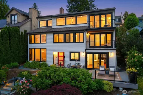 917 Lake Washington Blvd S, Seattle, WA 98144