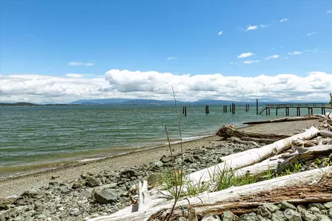 3130 Green Rd, Oak Harbor, WA 98277