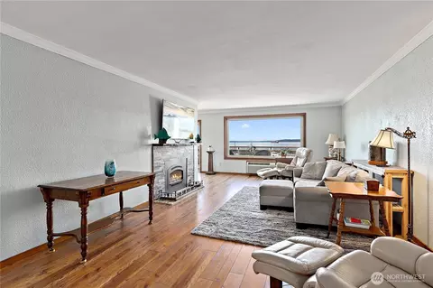 22222 Dock Ave S #3C, Des Moines, WA 98198