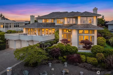 5414 154th Ave SE, Bellevue, WA 98006