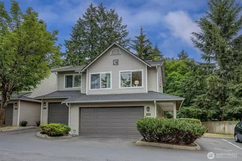 4808 NE Sunset Blvd #C104, Renton, WA 98059