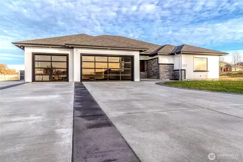 Exterior - 342 Roxy Ln, Walla Walla, WA 99362 photo 5 of 7