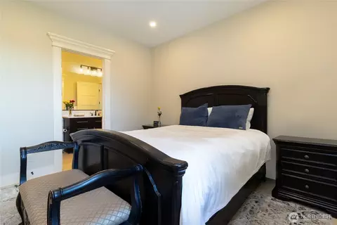 Bedroom - 342 Roxy Ln, Walla Walla, WA 99362 photo 2 of 4