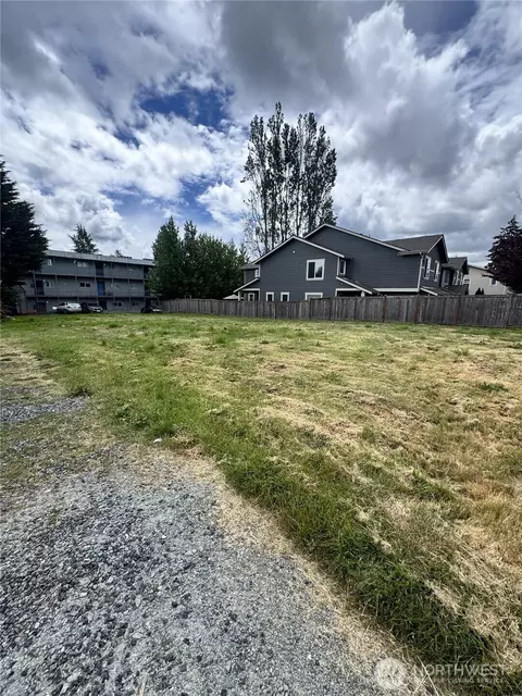 1039 SW 150th St, Burien, WA 98166
