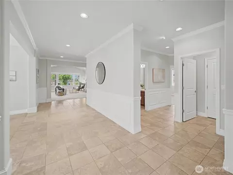 Entry Way - 2635 Perry Ct, Enumclaw, WA 98022 photo 2 of 2