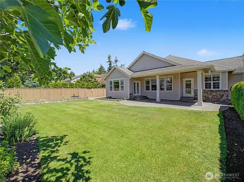 Exterior - 2635 Perry Ct, Enumclaw, WA 98022 photo 7 of 9