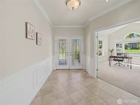 Entry Way - 2635 Perry Ct, Enumclaw, WA 98022 photo 1 of 2