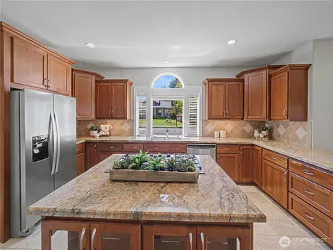 Kitchen - 2635 Perry Ct, Enumclaw, WA 98022 photo 4 of 4
