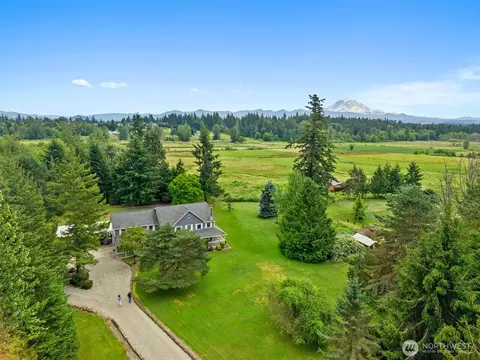 7419 214th Ave E, Bonney Lake, WA 98391
