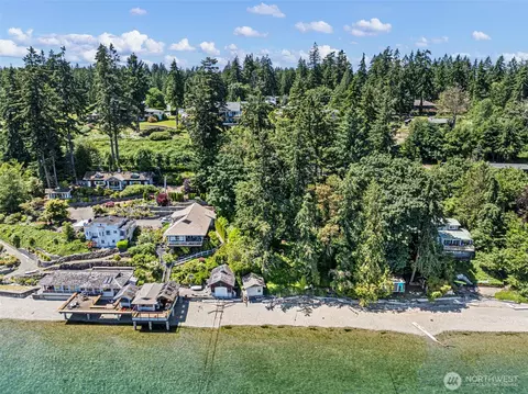 14447 Crescent Valley Rd NE, Olalla, WA 98359