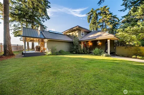 Exterior - 115 Donahue Ln, Eastsound, WA 98245 photo 6 of 17