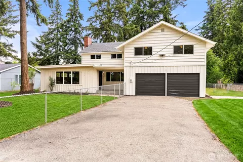2205 97th St E, Tacoma, WA 98445