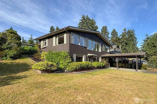 136 Oakcrest Ave, Port Angeles, WA 98362