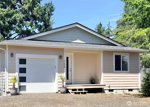 708 Eider Ct SE, Ocean Shores, WA 98569