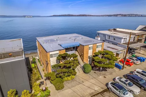 3015 Alki Ave SW, Seattle, WA 98116