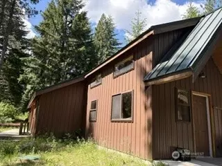 19045 Gill Creek Rd, Leavenworth, WA 98826