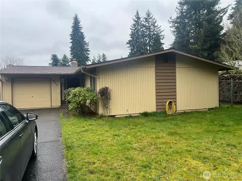 611 Stevens St, Steilacoom, WA 98388
