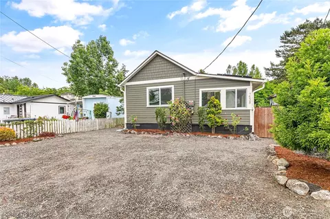 7538 Terrill Dr, Blaine, WA 98230