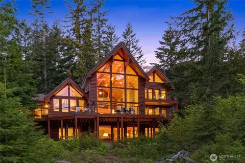 31 Brookside Ct, Easton, WA 98925