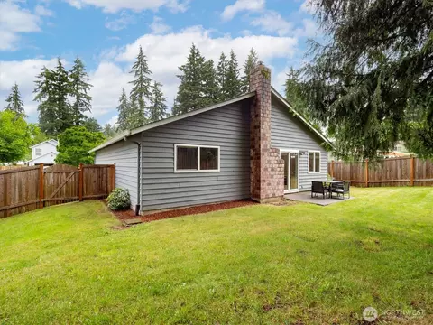 Exterior - 14222 61st Ave SE, Everett, WA 98208 photo 7 of 8