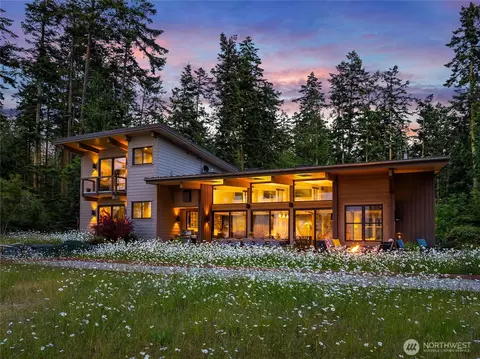 4065 E Sequim Bay Rd #14, Sequim, WA 98382