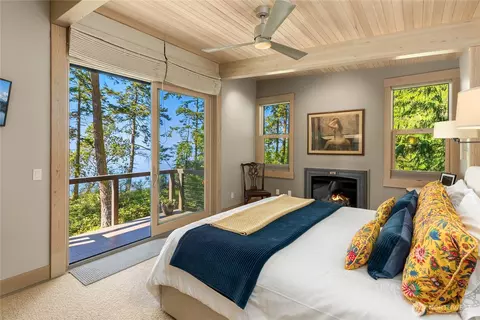 Bedroom - 4065 E Sequim Bay Rd #14, Sequim, WA 98382 photo 1 of 4