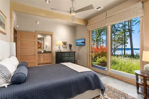 Bedroom - 4065 E Sequim Bay Rd #14, Sequim, WA 98382 photo 3 of 4