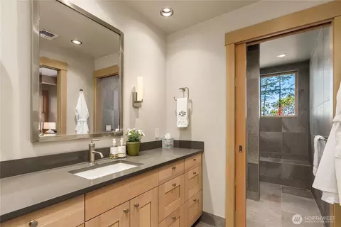 Bath - 4065 E Sequim Bay Rd #14, Sequim, WA 98382 photo 2 of 5