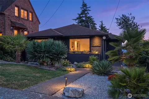 3445 60th Ave SW, Seattle, WA 98116