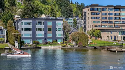 9039 NE Juanita Dr #104, Kirkland, WA 98034